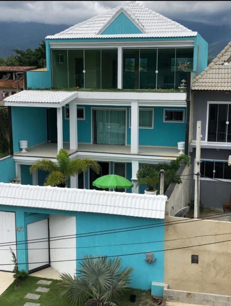 VARGEM GRANDE, casa de 386m2 R$ 950Mil!