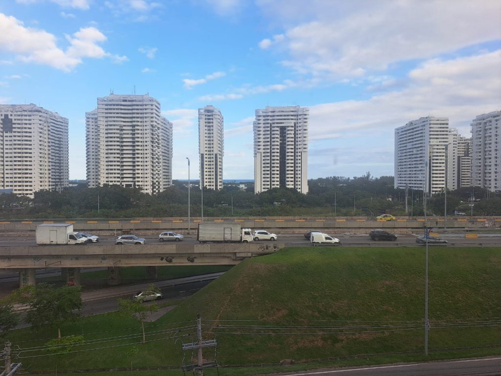 AMERICAS AVENUE – RECREIO, Sala de 30m2 Locação!