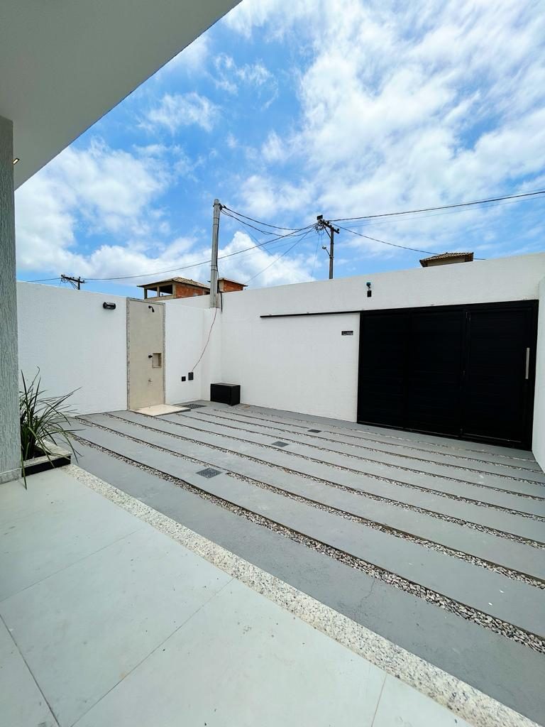 Casa em Cabo Frio, 58m2 330mil!