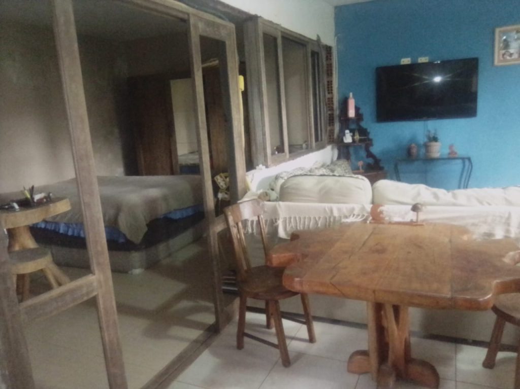 CABO FRIO CASA 200 M2.