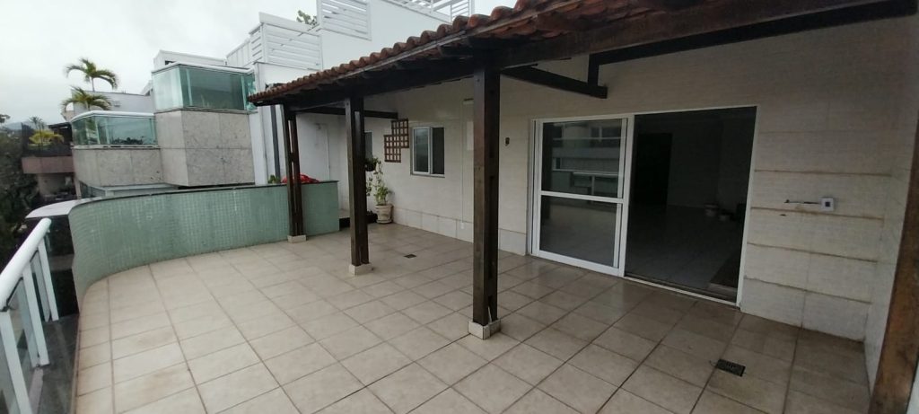 Recreio dos Bandeirantes, Cobertura linear de 203m2!